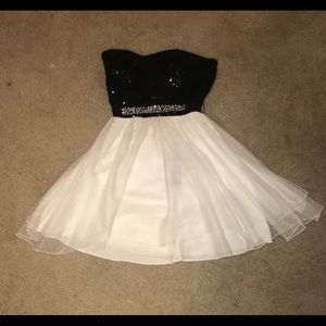 Formal Black and white dress